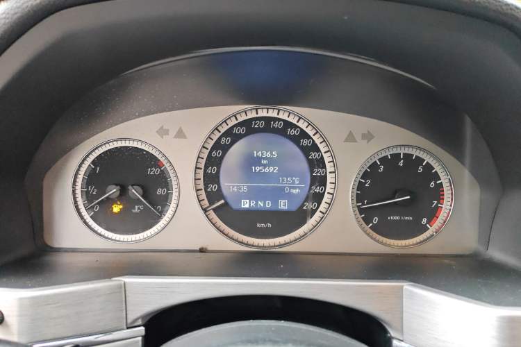 Used Mercedes-Benz GLK-Class 2011 GLK 300 4MATIC Fashion Model