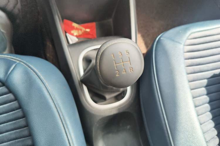 Used Venucia R50X 2013 1.6L Manual Model
