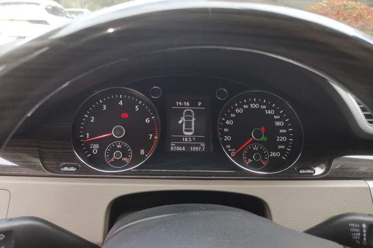 Used Volkswagen Magotan 2013 1.8TSI Prestige Model
