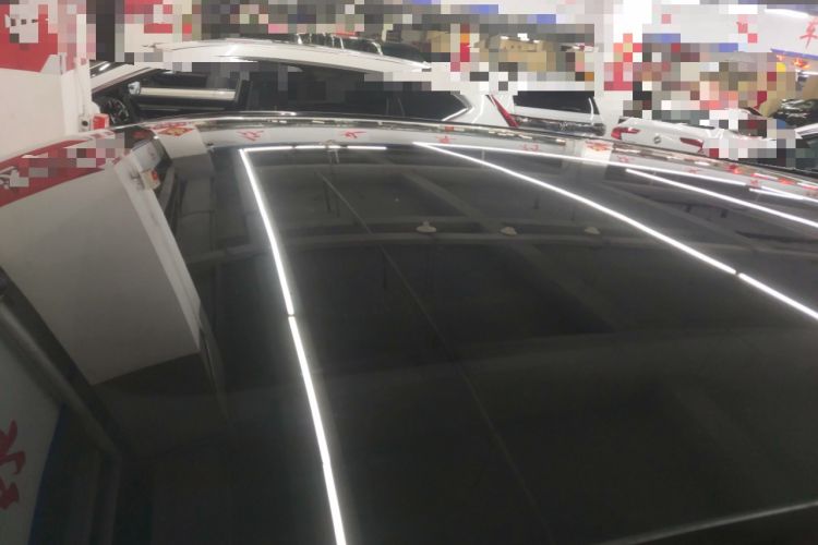 Used Venucia V DD-i 2023 110 km iE Version Roof