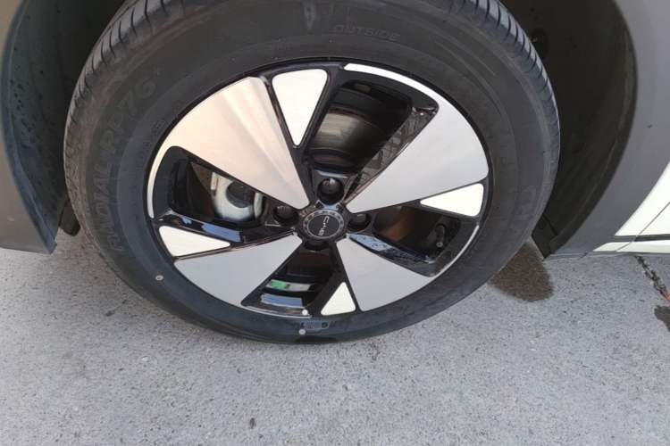 Used BYD Dolphin 2023 420 km Fashion Edition
