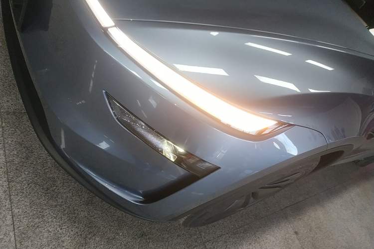 Used Tesla Model Y 2025 Rear-Wheel-Drive Version