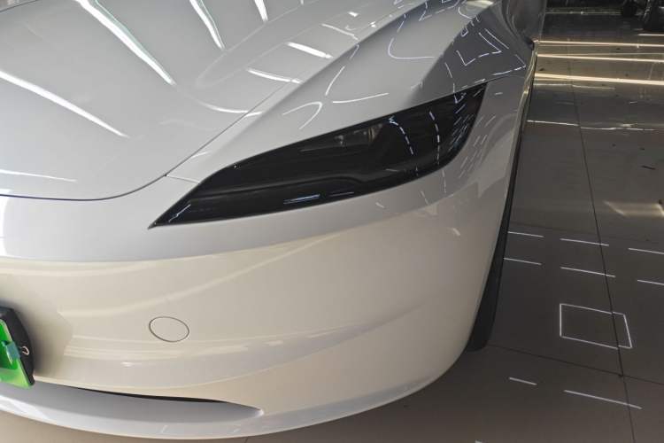 Used Tesla Model 3 2025 Model Revised Rear-Wheel-Drive Version
