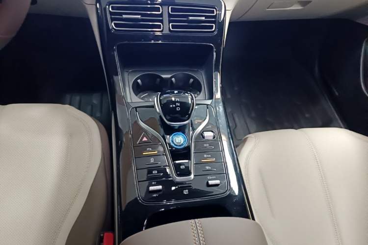 Used BYD Qin PLUS 2024 HONOR Edition DM-i 55KM Leading Model