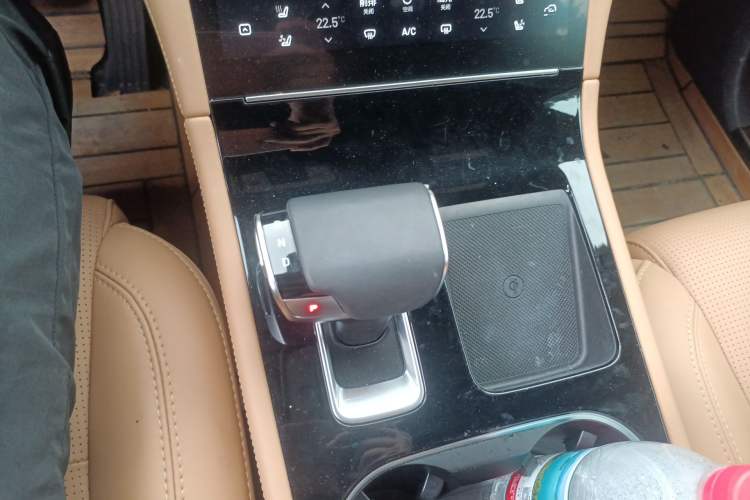 Used Li Auto ONE 2021 Extended-Range 6-Seater Version Gear Lever