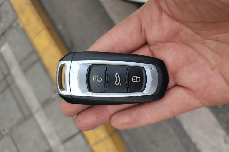 Used Geely Auto Emgrand GT 2016 2.4L Comfort Version