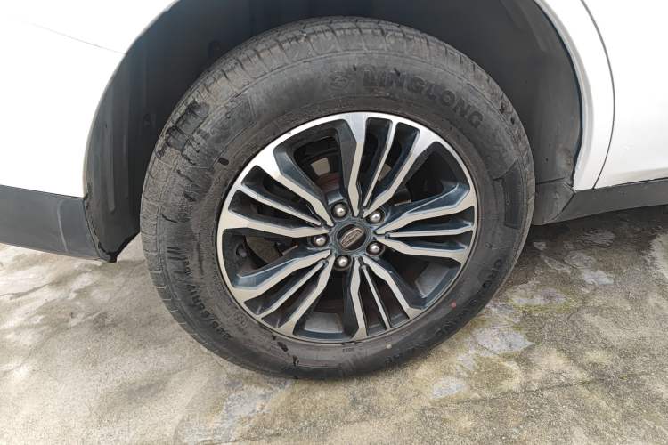 Used Geely Auto Vision X6 2016 1.8L Manual Luxury Model