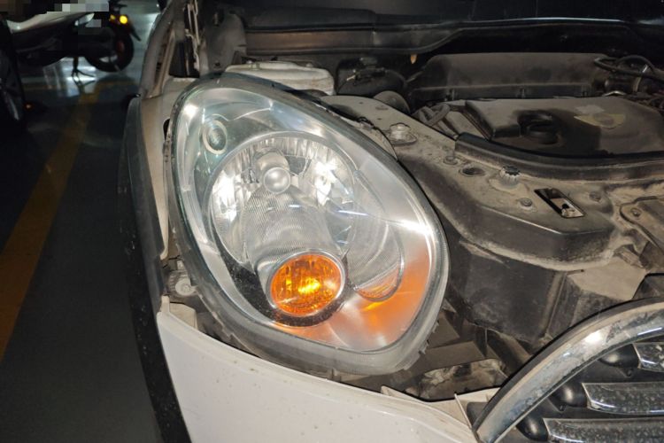 Used MINI Countryman 2013 1.6T COOPER ALL4 Fun Right Front Headlight