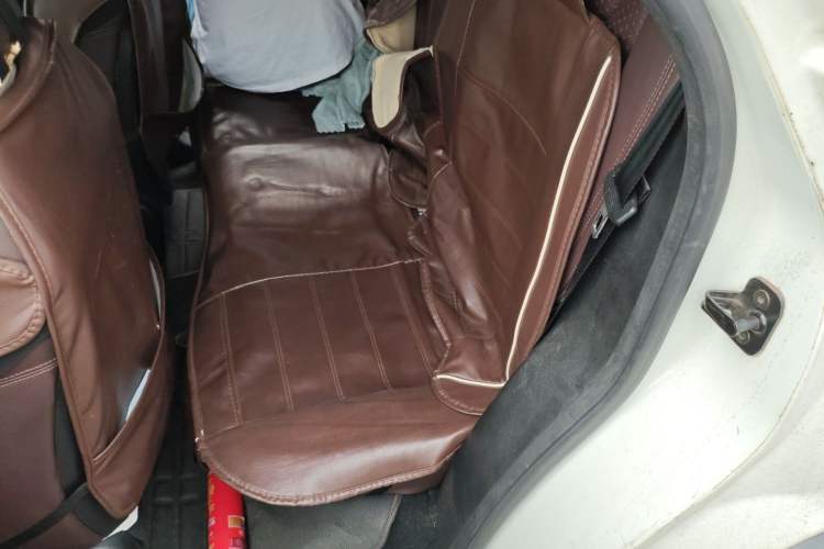 Used Land X7 2016 2.0T Panoramic Prestige Edition Left Rear Seat