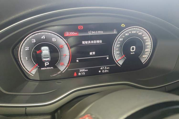 Used Audi A4L 2025 2 Million Units Enjoyment Version 40 TFSI Luxury Dynamic Edition B&O Starry Night Edition
