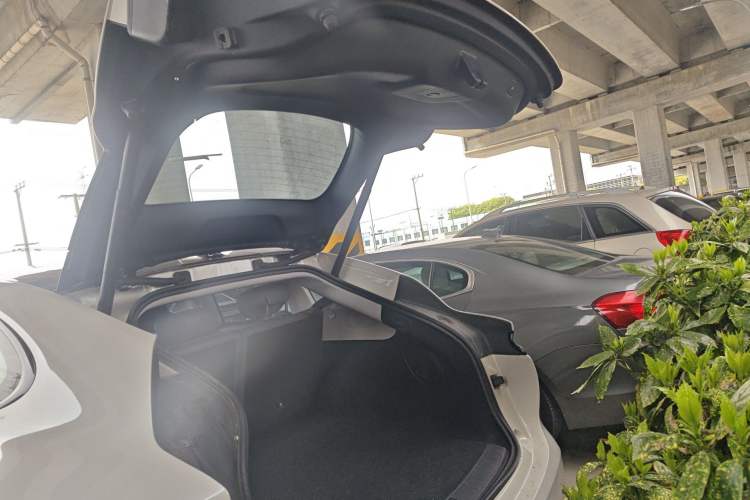 Used IM LS6 2023 Max Standard Edition