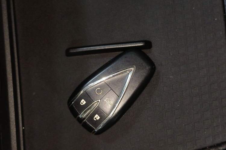 Used Changan UNI-T 2023 Second-Generation 1.5T Prestige Model