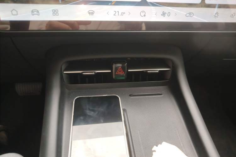 Used Landian E5 PLUS 2025 165 km Long-Range Version PLUS 7-Seater