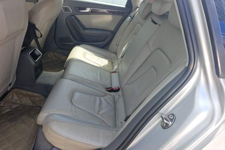 Used Audi A4L 2011 2.0 TFSI Standard Model Left Rear Seat