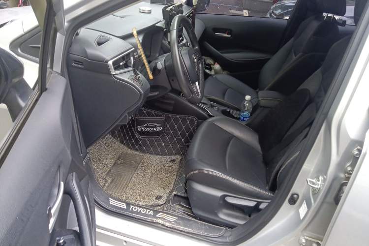 Used Toyota Corolla 2019 1.2T S-CVT GL-i Luxury Edition Driver Seat