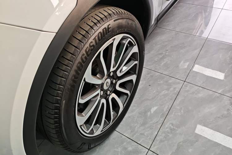 Used Land Rover Discovery 2018 2.0T SE