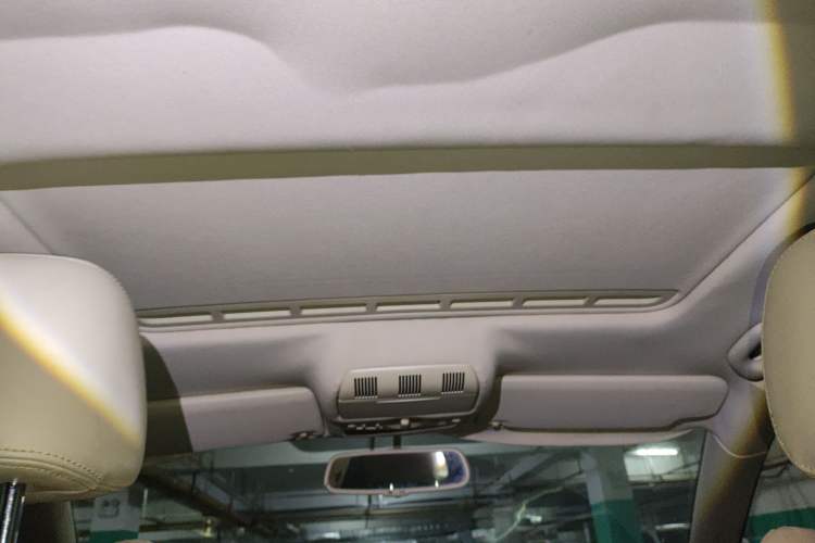 Used Skoda Octavia 2014 1.6L Automatic Yijun Edition Headliner