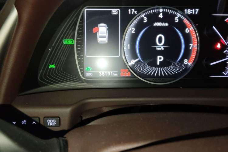 Used Lexus ES 2022 300h Excellence Edition Odometer Close Up