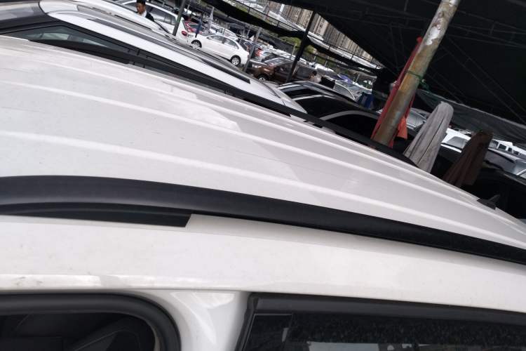 Used Volkswagen Tiguan L 2019 330TSI Automatic Two-Wheel Drive Luxury Edition China V Standard Roof