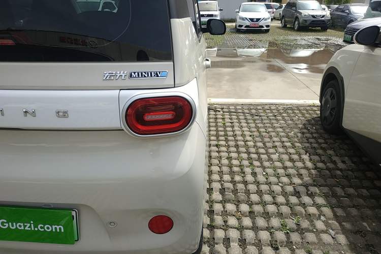 Used Wuling Hongguang MINIEV 2024 3rd Generation 215km Youth Edition
