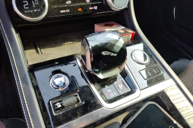 Used Jaguar XFL 2021 XFL 2.0T P250 Two-Wheel-Drive Elite Sport Edition
