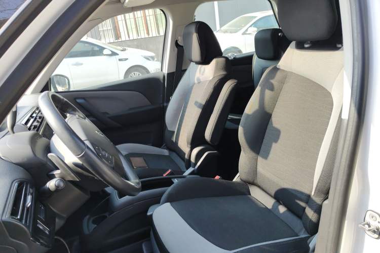 Used Citroen C4 Picasso 2015 1.6T Fashion Model 5 Seats
