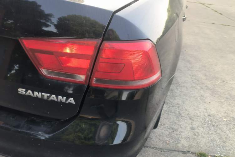 Used Volkswagen Santana 2015 1.4L Manual Fashion Edition