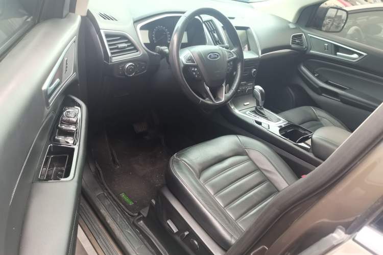 Used Ford Edge 2018 EcoBoost 245 Two-Wheel-Drive Titanium 7-Seater China V Standard