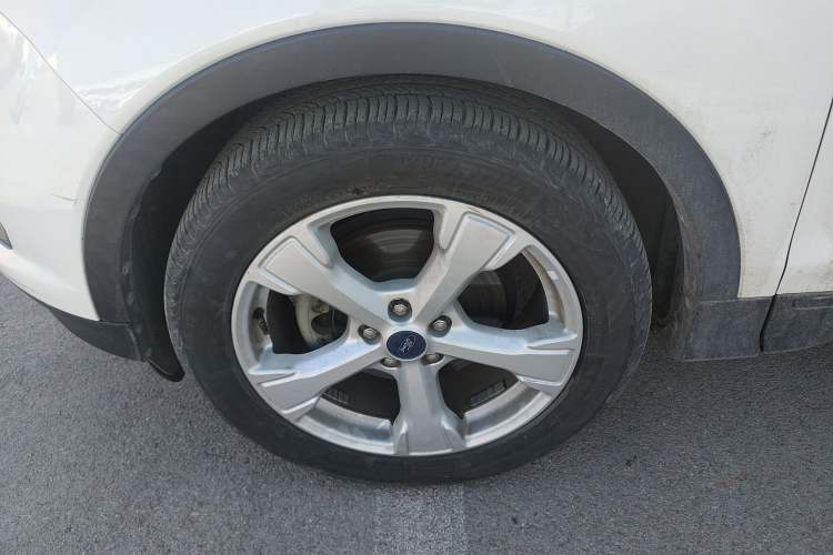 Used Ford Kuga 2017 EcoBoost 180 Two-Wheel-Drive Tiger Leap Model