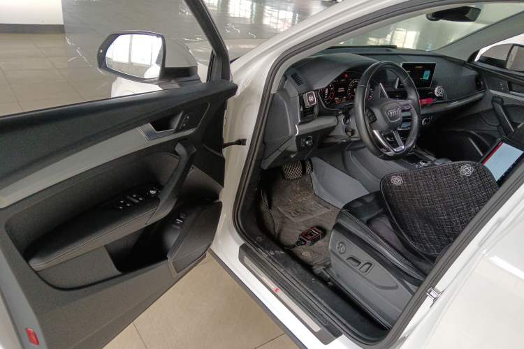 Used Audi Q5L 2020 Updated 40 TFSI Prestige Fashion Edition