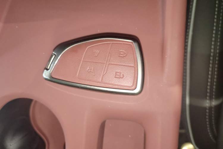 Used Buick Envision 2025 Encore Plus Four-Wheel Drive Avenir
