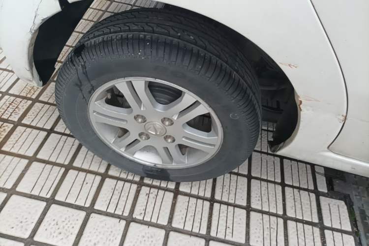 Used JMEV E200L 2018 E200L Standard Model (250 km)
