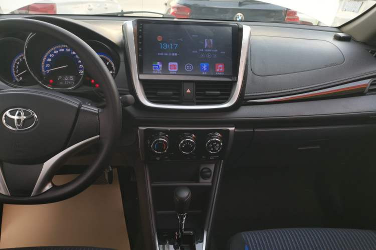 Used Toyota YARiS L Zhi Xuan 2016 Revised Version 1.5G CVT with Dynamic Sunroof