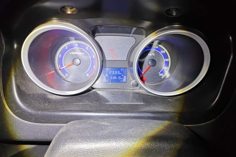 Used CHANGAN KAICHENG Ruixing M80 2018 1.5L Base Model CNG Van Flat Roof Rear-Hinged Doors 4G15S Odometer Close Up