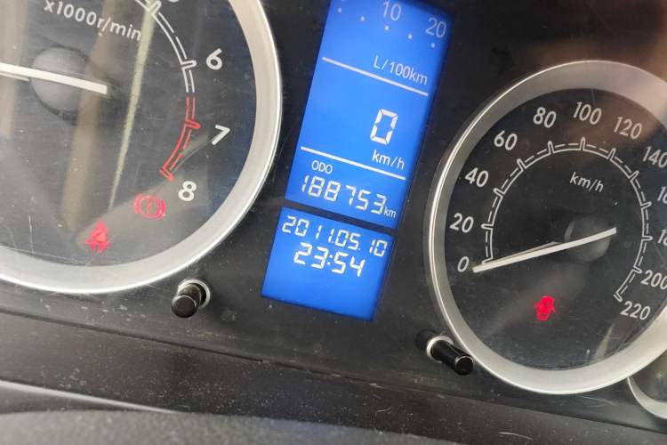 Used BAIC E Series 2013 Sedan 1.3L Manual Joy Edition