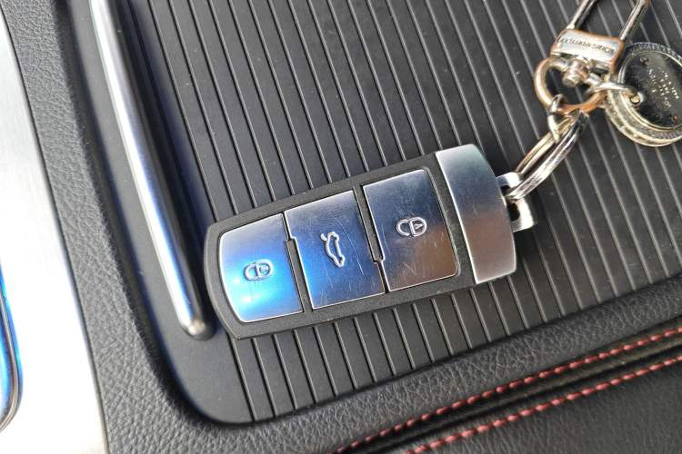 Used Volkswagen FAW-Volkswagen CC 2016 1.8TSI Luxury Model
