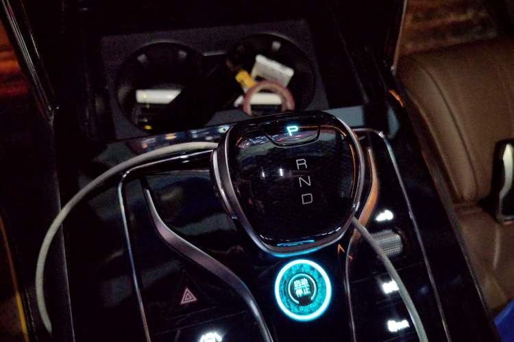 Used BYD Tang New Energy 2021 DM-i 112KM Prestige Model Gear Lever