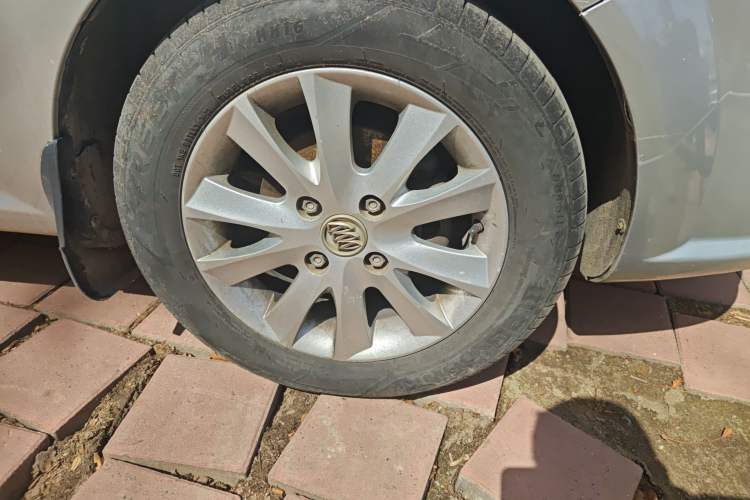 Used Buick Excelle 2011 1.6 LX-MT