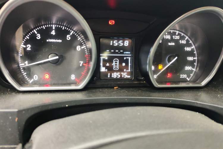 Used Zotye T600 2016 1.5T Manual Luxury Edition Instrument Cluster