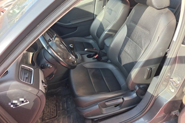 Used Volkswagen Sagitar 2014 Revised Version 1.6L Manual Comfort Edition