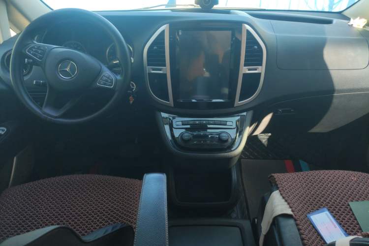 Used Mercedes-Benz Vito 2021 2.0T Elite Version 7 Seats