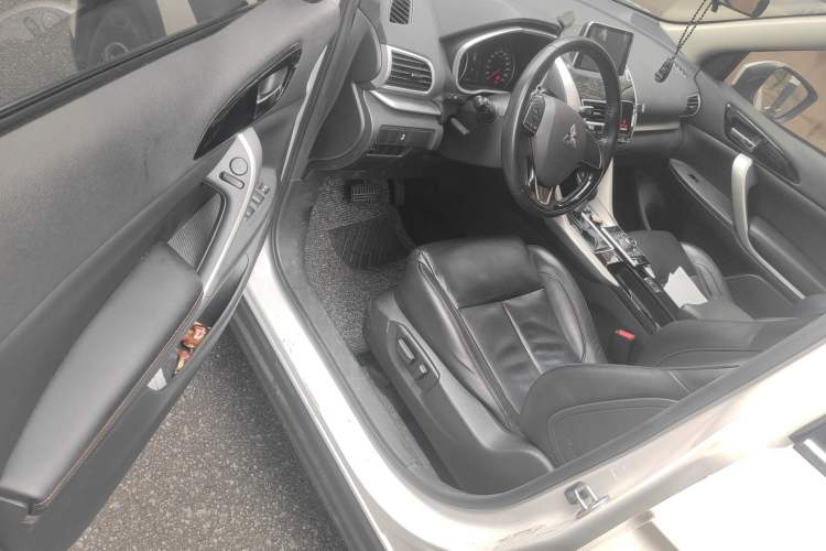 Used Mitsubishi Eclipse Cross 2018 1.5T CVT Two-Wheel Drive Dream Edition