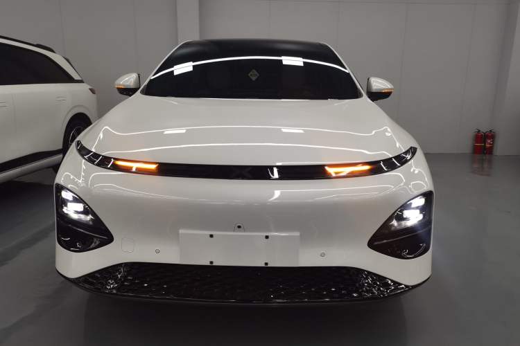 Used XPeng G6 2023 755 Ultra-Long Range Max Front