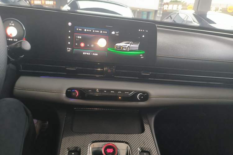 Used GAC Trumpchi EMPOW 2021 270T DCT J16 Version Audio And AC Panel