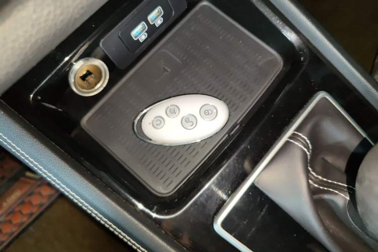 Used BYD Song 2020 Classic Edition 1.5T Automatic Elite Model Interior 1