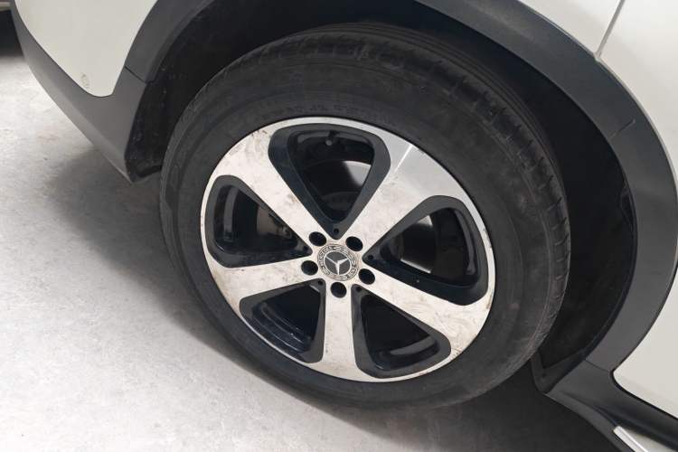 Used Mercedes-Benz GLC 2019 Facelift GLC 260 L 4MATIC Luxury Model Right Rear Wheel Hub