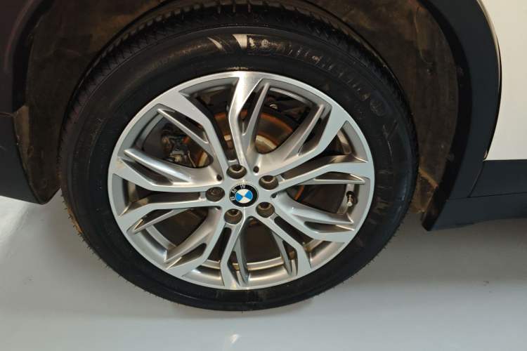 Used BMW X1 2018 sDrive20Li Leading Model
