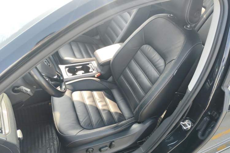 Used Volkswagen Passat 2016 330TSI DSG Luxury Edition