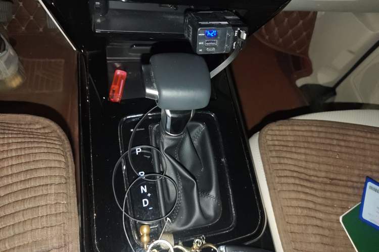 Used CHANGAN OSHAN Cosmos 2019 1.5T Automatic Flagship Version China VI Standard