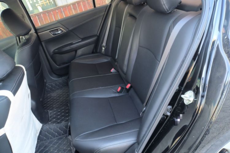 Used Honda Accord 2015 2.0L LX Comfort Edition
